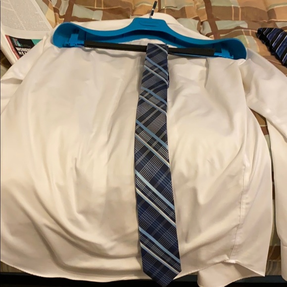 Van Heusen men's tie - Picture 3 of 5